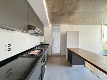 Venta - Departamento de un dormitorio, a estrenar, al frente, con balcón en Barrio Martin.