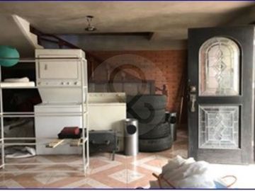 Casa uso de suelo en venta en El Molino