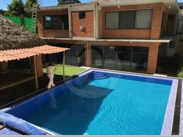 Casa uso de suelo en venta en El Molino