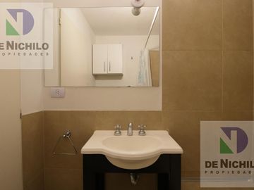 Venta monoambiente con balcón sobre Av. Patricios, Barracas