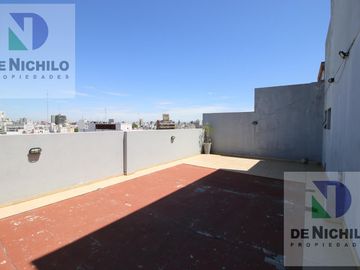 Venta monoambiente con balcón sobre Av. Patricios, Barracas