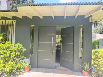 VENTA / CASA / QUINTA / 5 AMBIENTES / TORTUGUITAS