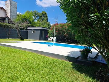 VENTA / CASA / QUINTA / 5 AMBIENTES / TORTUGUITAS