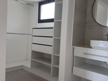 VENTA Casa 5 amb-San Matias-Area 1-Estrenar-Pileta-LAGUNA-Losa Radiante-2 suites (1 en PB)-Financia