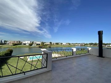 VENTA Casa 5 amb-San Matias-Area 1-Estrenar-Pileta-LAGUNA-Losa Radiante-2 suites (1 en PB)-Financia