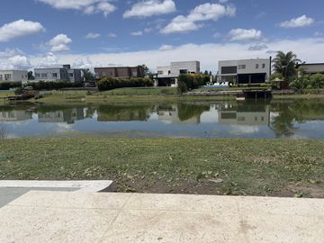VENTA Casa 5 amb-San Matias-Area 1-Estrenar-Pileta-LAGUNA-Losa Radiante-2 suites (1 en PB)-Financia