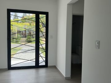 VENTA Casa 5 amb-San Matias-Area 1-Estrenar-Pileta-LAGUNA-Losa Radiante-2 suites (1 en PB)-Financia