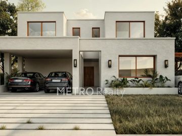 Casa en venta a la laguna con 4 habitaciones en suite en Carpinchos, Nordelta