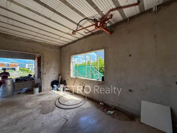 Casa en venta a la laguna con 4 habitaciones en suite en Carpinchos, Nordelta