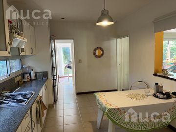 VENTA | Luminosa CASA Racionalista | Barrio Priv La Arboleda, Ing. Maschwitz