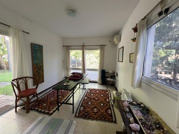 VENTA | Luminosa CASA Racionalista | Barrio Priv La Arboleda, Ing. Maschwitz