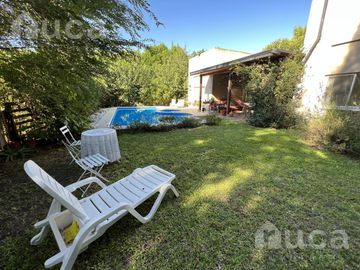 VENTA | Luminosa CASA Racionalista | Barrio Priv La Arboleda, Ing. Maschwitz