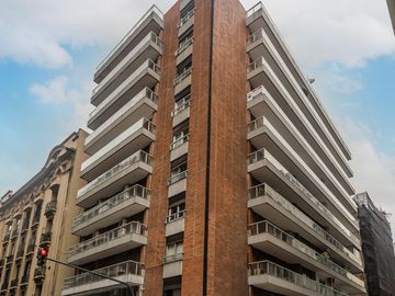 Semipiso 5 amb. + dep c/ cochera fija y baulera