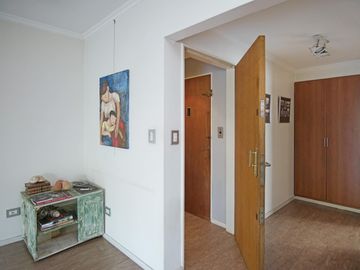 Espectacular-Departamento 5 Ambientes-Cochera cubierta- Reciclado