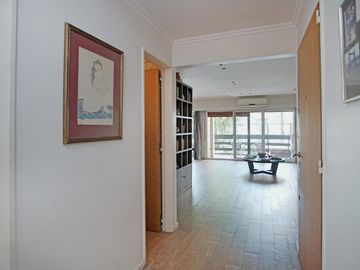 Espectacular-Departamento 5 Ambientes-Cochera cubierta- Reciclado
