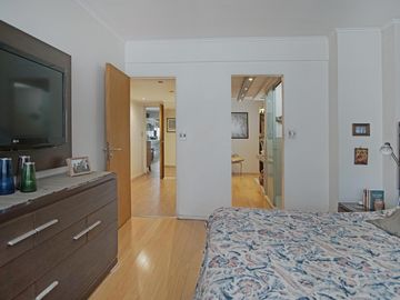 Espectacular-Departamento 5 Ambientes-Cochera cubierta- Reciclado