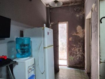 Casa de tres ambientes en venta en Avellaneda