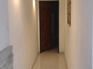 Casa en venta - 3 Dormitorios 3 Baños - 450Mts2 - Florencio Varela