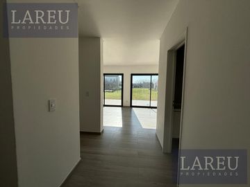 Casa en Venta - San Pablo, Pilar