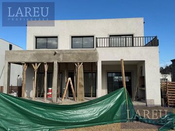Casa en Venta - San Pablo, Pilar