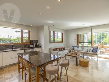 Casa en venta - Barrio Saint Thomas Este, Canning