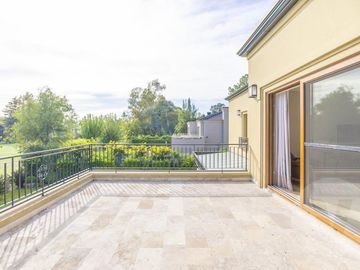 Casa en venta - Barrio Saint Thomas Este, Canning