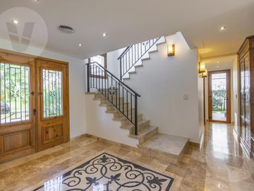 Casa en venta - Barrio Saint Thomas Este, Canning