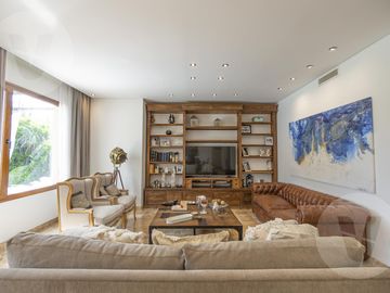 Casa en venta - Barrio Saint Thomas Este, Canning