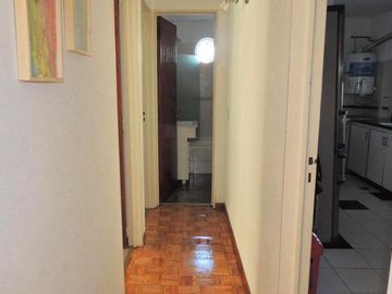 Departamento en venta - 2 Dormitorios 1 Baño - Cochera - 72Mts2 - Saavedra