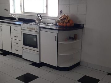 Departamento en venta - 2 Dormitorios 1 Baño - Cochera - 72Mts2 - Saavedra