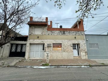venta casa Santa Fe - 3 dormitorios - B° Sargento Cabral