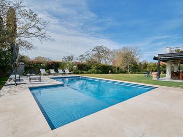 Majestuosa casa en San Jorge Village Country Club