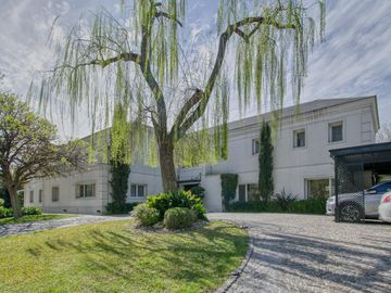 Majestuosa casa en San Jorge Village Country Club