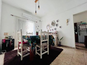 Triplex en venta - 2 Dormitorios 2 Baños - 205Mts2 - El Palomar