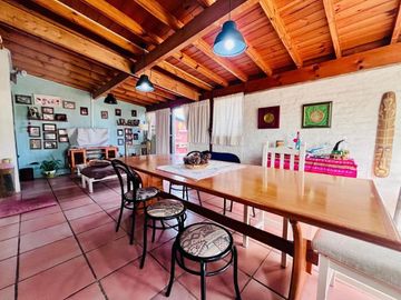 Triplex en venta - 2 Dormitorios 2 Baños - 205Mts2 - El Palomar