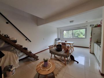 Departamento 2 ambientes con cochera en  venta en Pilar