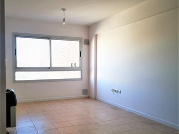 Venta en excelente zona transitada y comercial