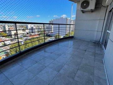 Departamento  de categoría en venta de 4 ambientes con cochera y baulera - Wilde