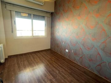 Departamento  de categoría en venta de 4 ambientes con cochera y baulera - Wilde