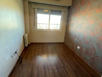 Departamento  de categoría en venta de 4 ambientes con cochera y baulera - Wilde