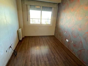 Departamento  de categoría en venta de 4 ambientes con cochera y baulera - Wilde