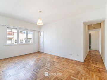 Venta - Departamento 3 ambientes - Balcón saliente - Zona Plaza Mitre