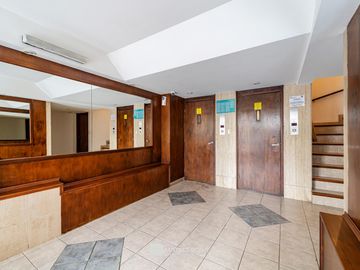 Venta - Departamento 3 ambientes - Balcón saliente - Zona Plaza Mitre