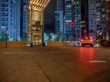 ESTRENA departamento de lujo en Venta torre Legacy, ANDARES.