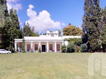 VENTA LA HISTORICA ESTANCIA EL RINCON
