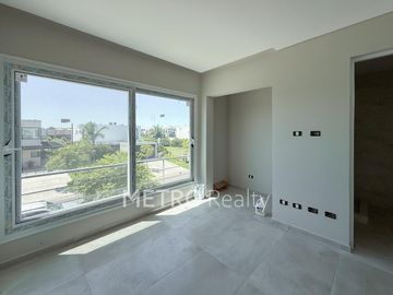 Casa en venta con 3 suites en Castaños, Nordelta