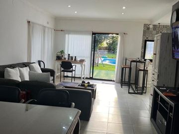 Casa en  Barrio Quinta Avenida, Ezeiza