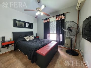 Venta departamento 4 ambientes con balcón en Wilde