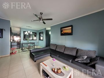 Venta departamento 4 ambientes con balcón en Wilde