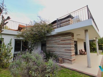 Casa en venta Ituzaingo, Villa Ariza  4 dormitorios con Parq